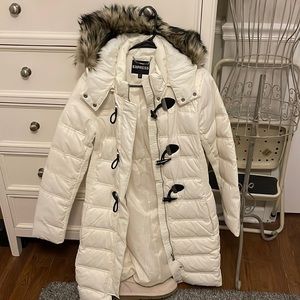 Express Women’s puffer down coat